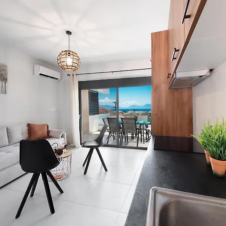 Apartman Birds Apartment - Shared Pool Access Nikiána