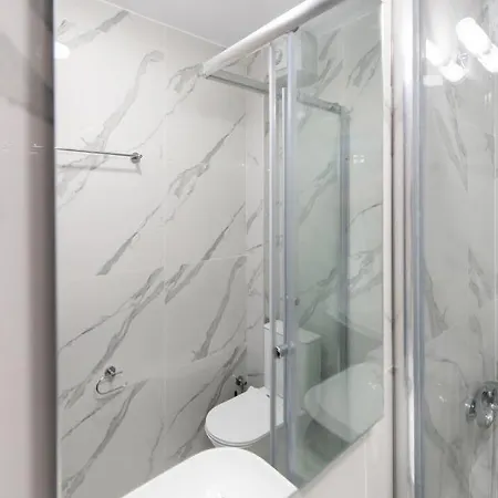 Apartman Birds Apartment - Shared Pool Access Nikiána